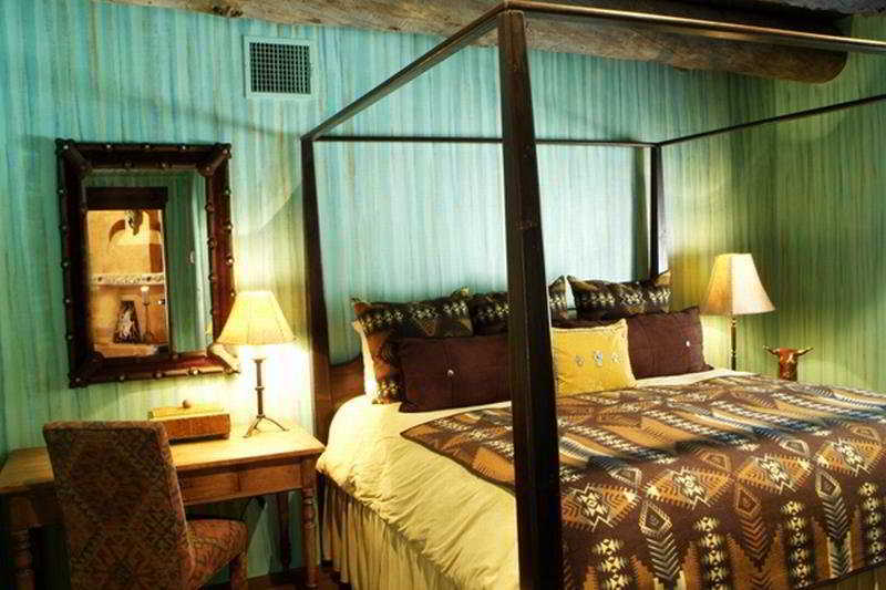 El Monte Sagrado Resort & Spa Таос Номер фото